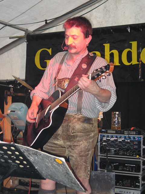 480x640 pixels (272K)