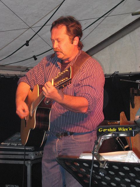 480x640 pixels (247K)