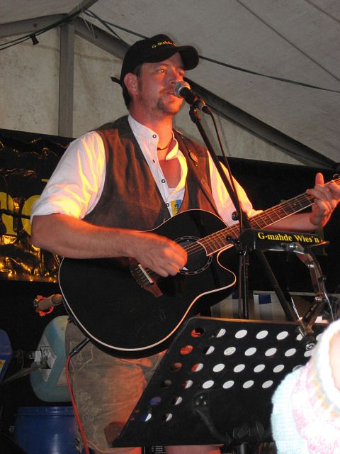 480x640 pixels (229K)