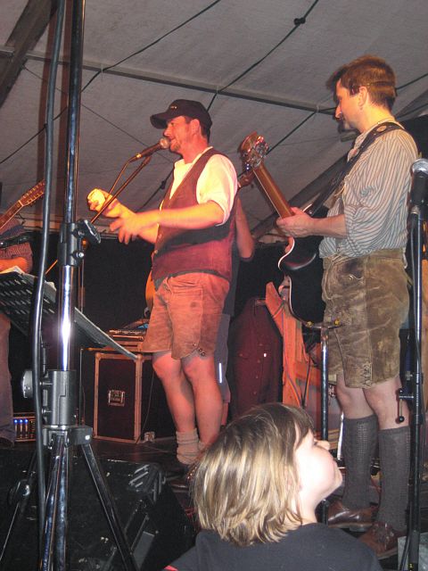 480x640 pixels (269K)