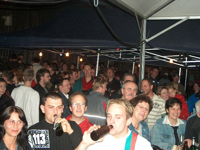 640x480 pixels (273K)