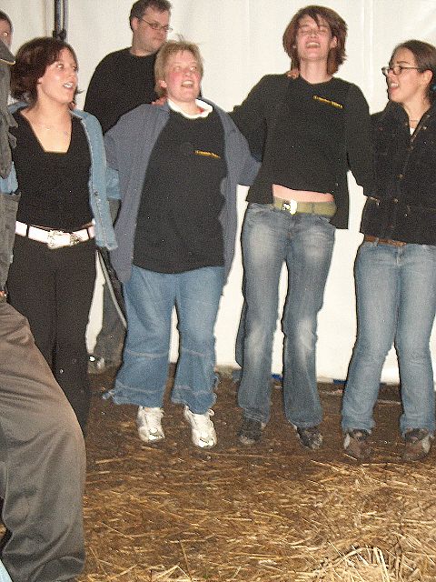 480x640 pixels (358K)