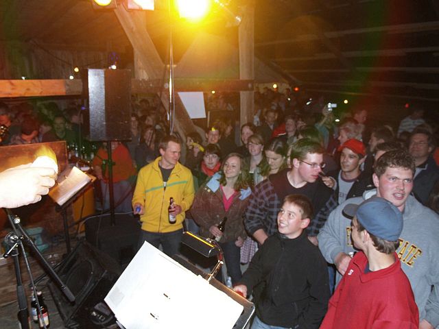 640x480 pixels (177K)