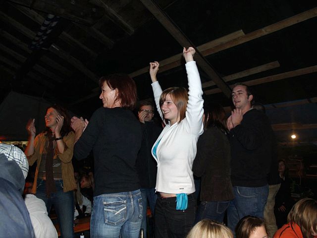 640x480 pixels (127K)