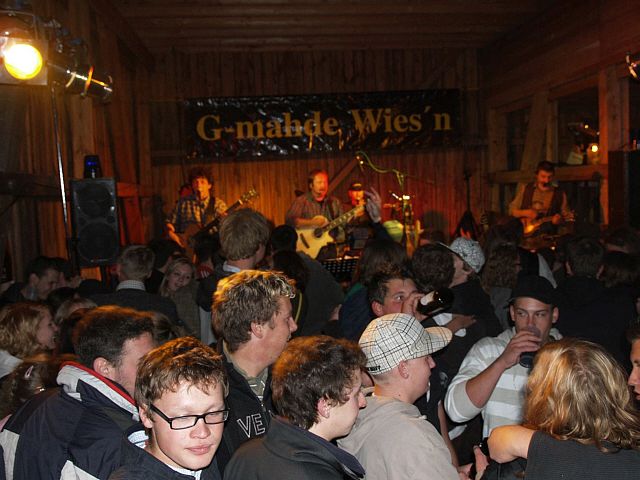 640x480 pixels (191K)