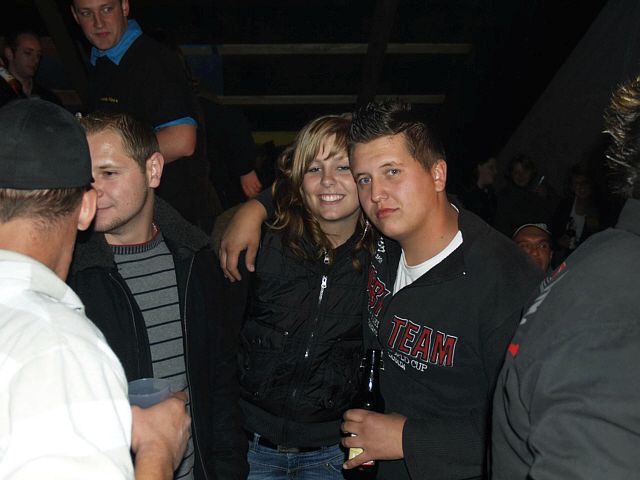 640x480 pixels (118K)