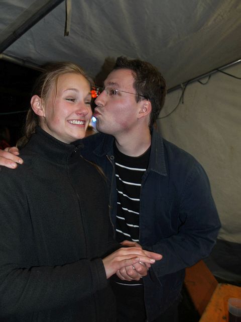 480x640 pixels (112K)