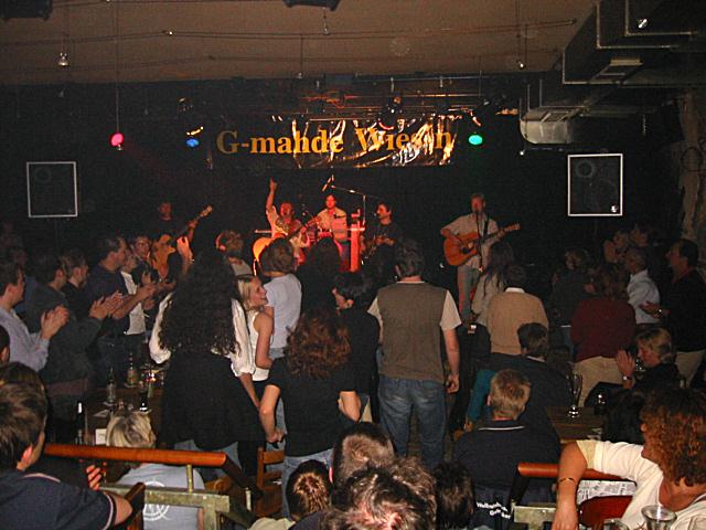 640x480 pixels (245K)