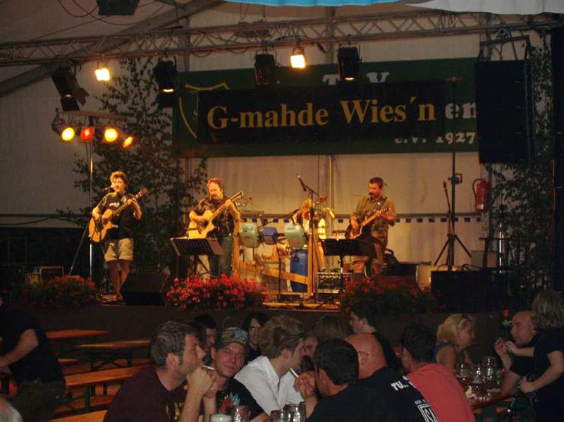 800x599 pixels (67K)