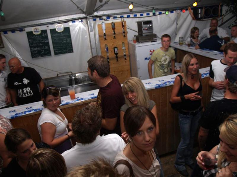 800x599 pixels (65K)