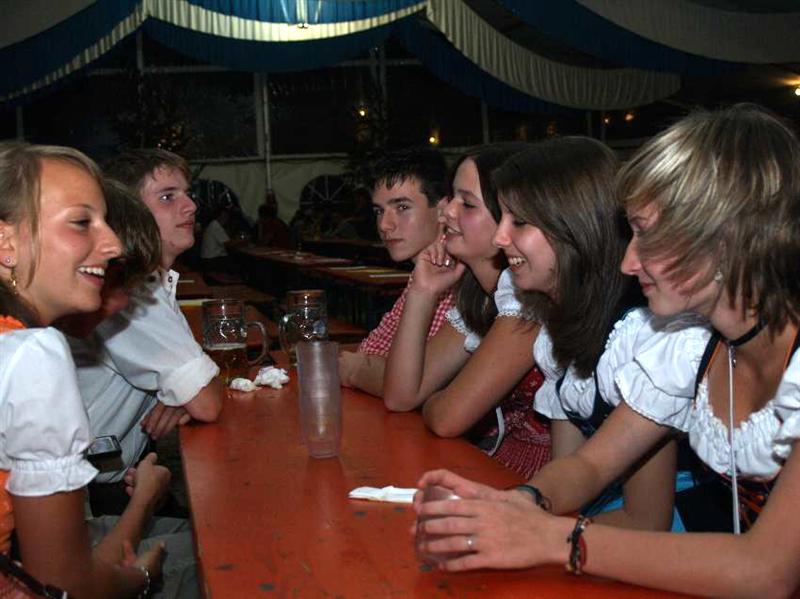 800x599 pixels (61K)