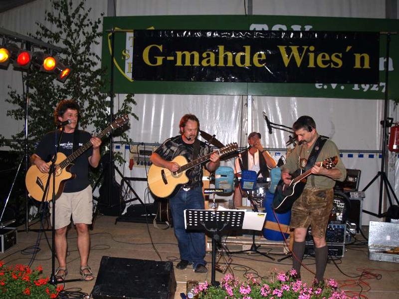 800x599 pixels (94K)