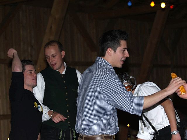 640x480 pixels (136K)