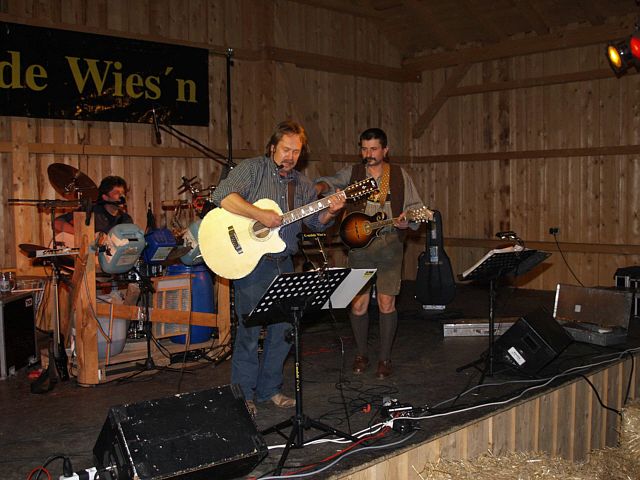 640x480 pixels (197K)