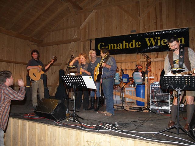 640x480 pixels (213K)