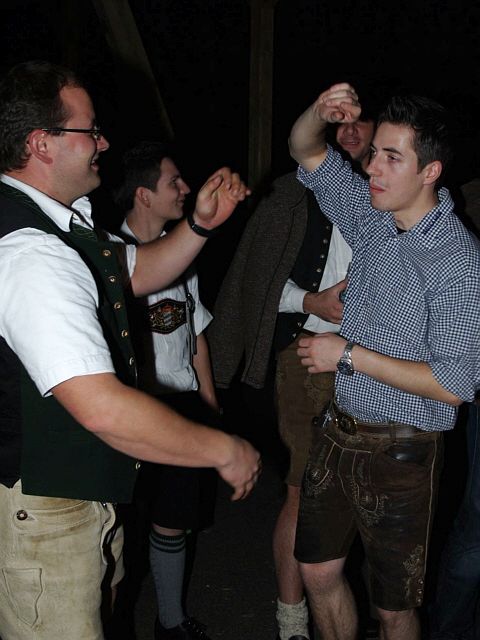 480x640 pixels (143K)