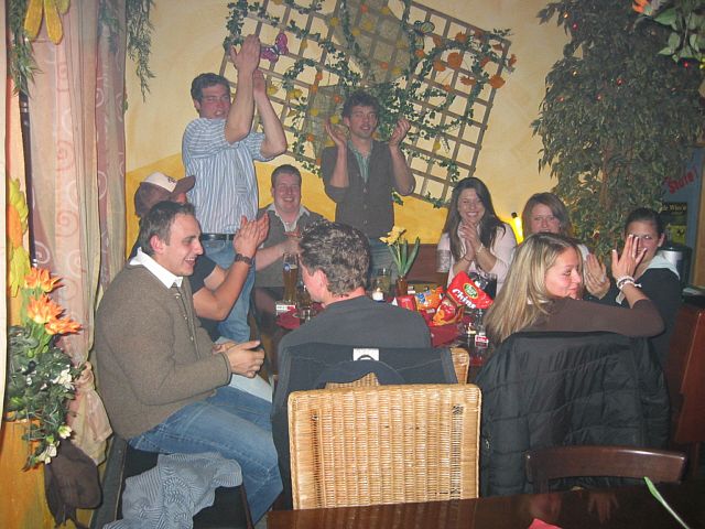 640x480 pixels (257K)