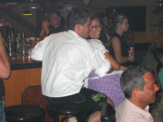 640x480 pixels (217K)