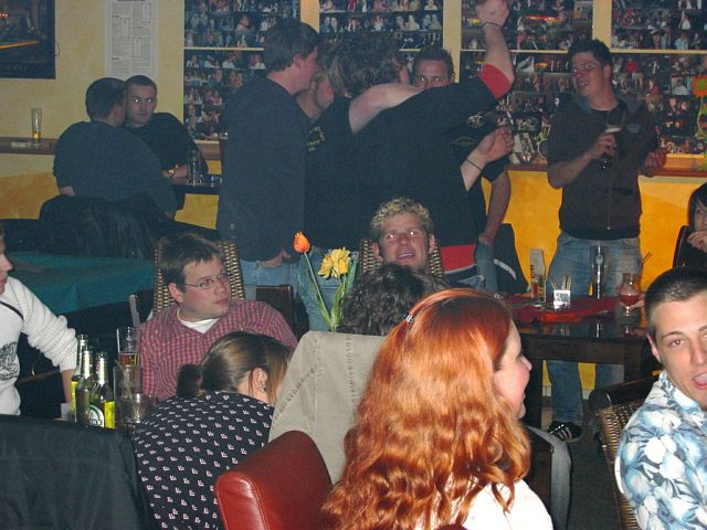 640x480 pixels (264K)