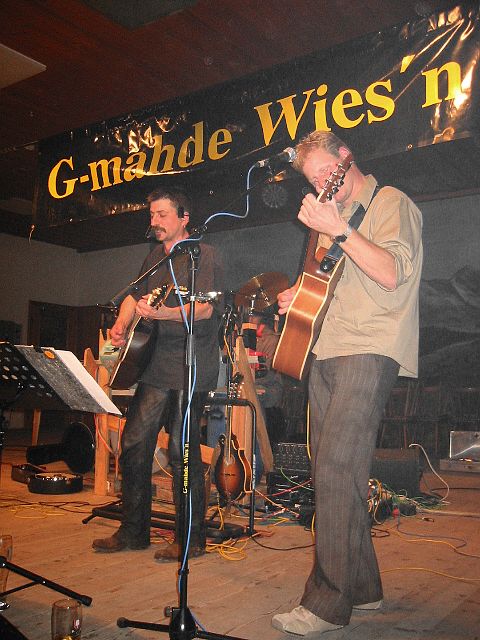 480x640 pixels (70K)