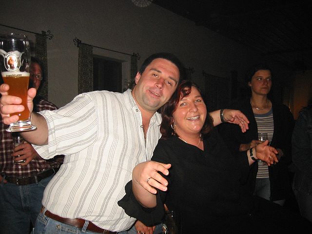 640x480 pixels (50K)