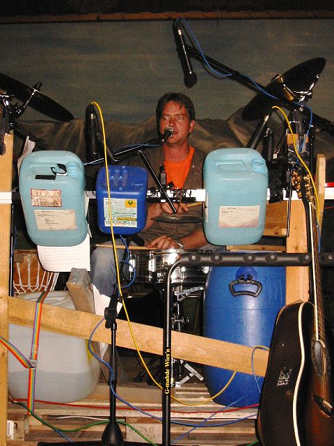 480x640 pixels (78K)