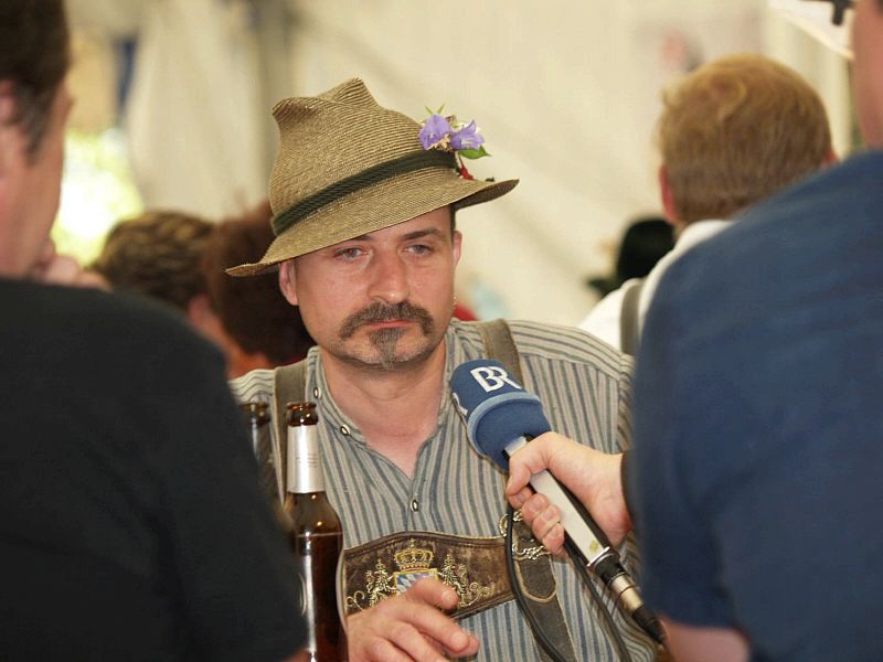 800x600 pixels (56K)