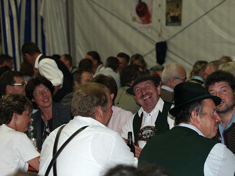 800x600 pixels (72K)