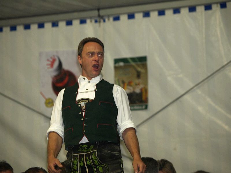 800x600 pixels (47K)