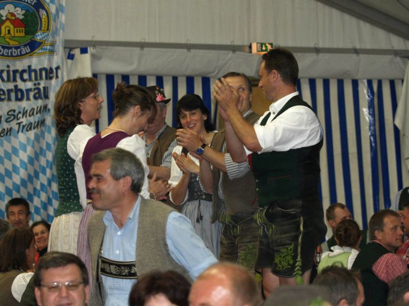 800x600 pixels (75K)