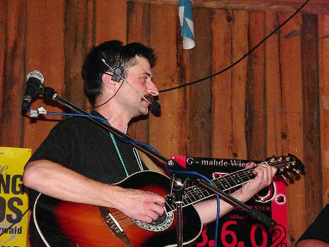 640x480 pixels (64K)