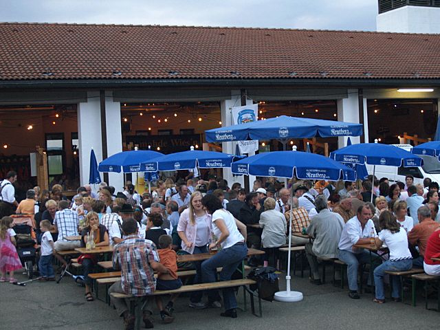 640x480 pixels (83K)