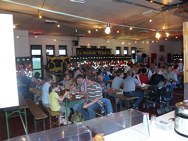 640x480 pixels (74K)