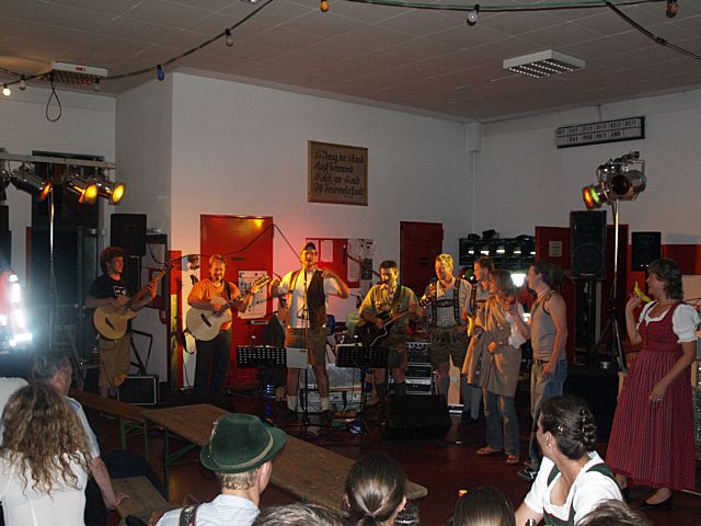 640x480 pixels (62K)