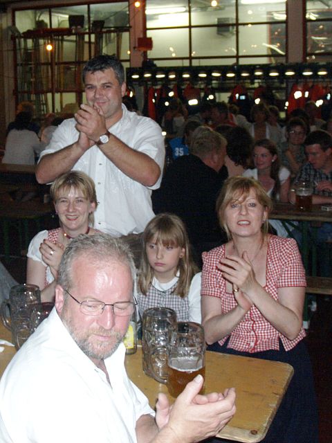 480x640 pixels (62K)