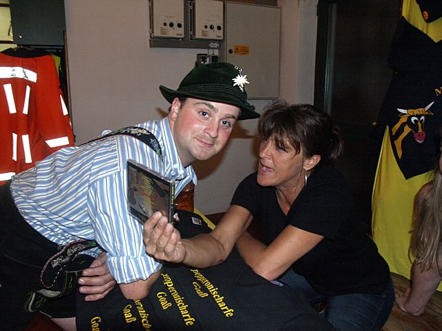 640x480 pixels (62K)