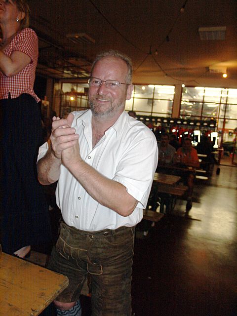 480x640 pixels (59K)