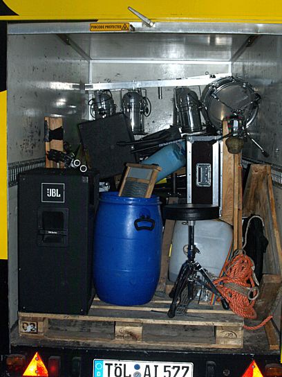 408x544 pixels (56K)