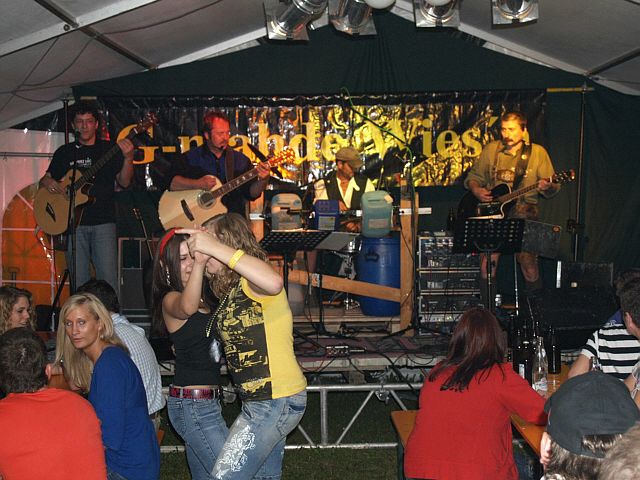 640x480 pixels (238K)