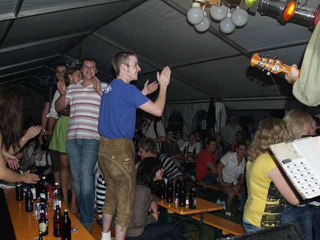 640x480 pixels (188K)