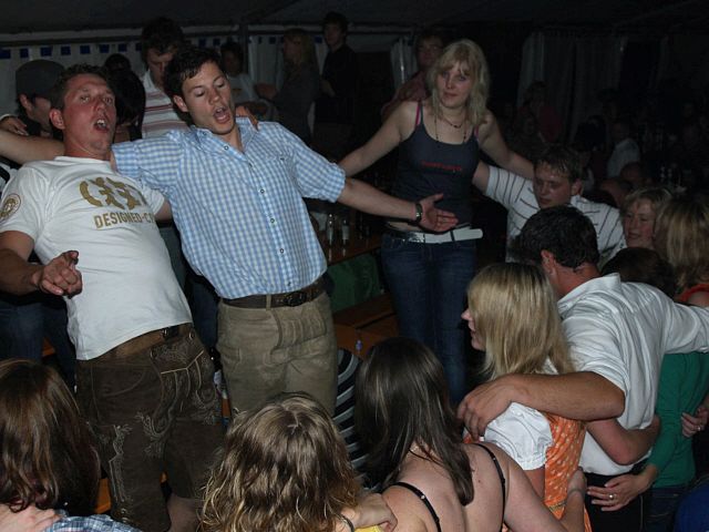 640x480 pixels (168K)