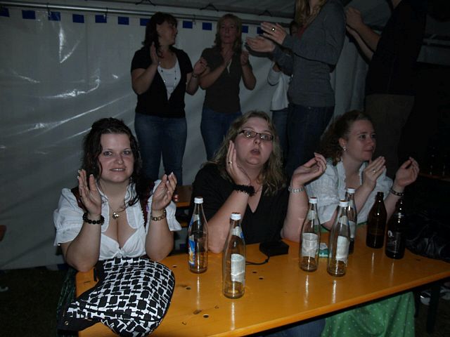 640x480 pixels (145K)