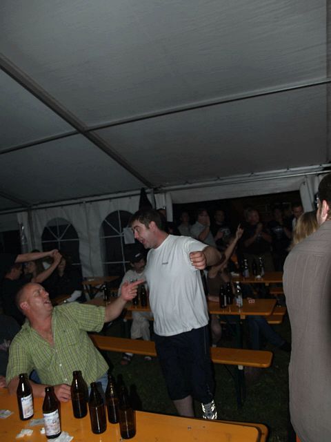 480x640 pixels (116K)