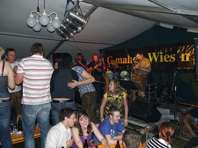 640x480 pixels (200K)