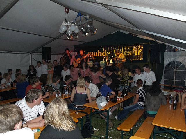 640x480 pixels (199K)