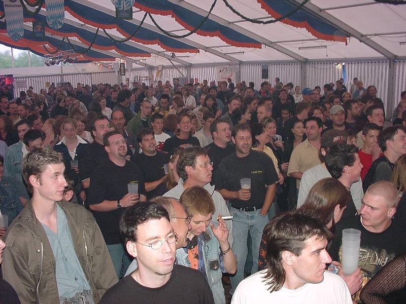 800x600 pixels (93K)