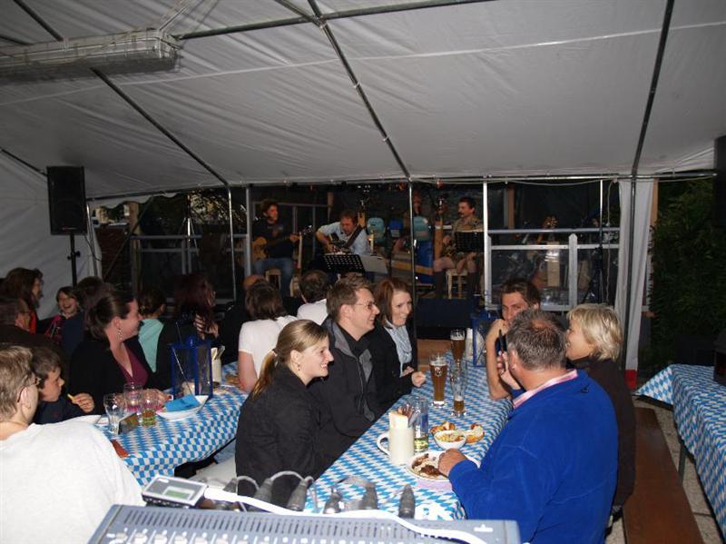 800x599 pixels (74K)