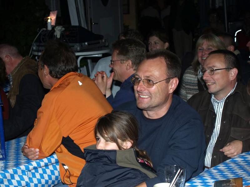 800x599 pixels (62K)