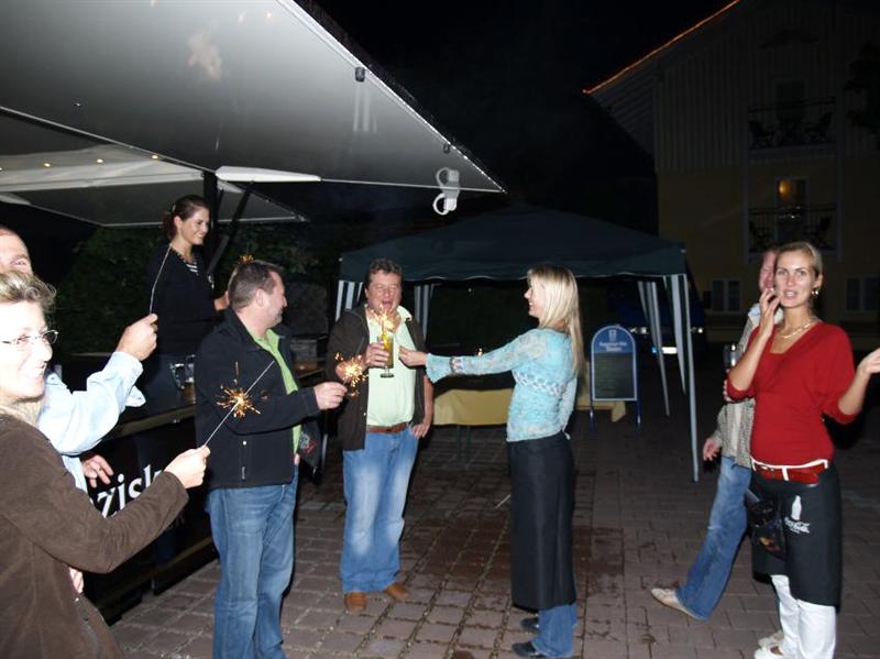 800x599 pixels (58K)