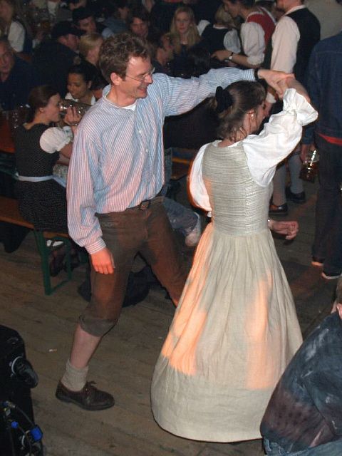 480x640 pixels (169K)